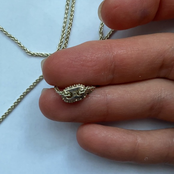 Kendra Scott Becky necklace in gold - Picture 7 of 10